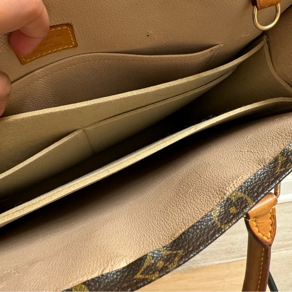 Authentic Louis Vuitton Vintage Sac Plat Tote - Picture 5 of 9